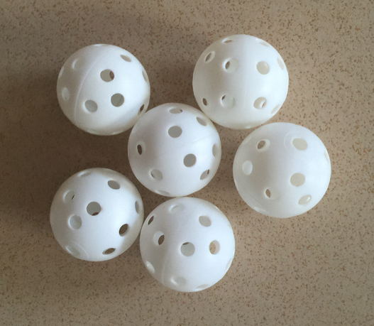 Hole Plastic Golf ball